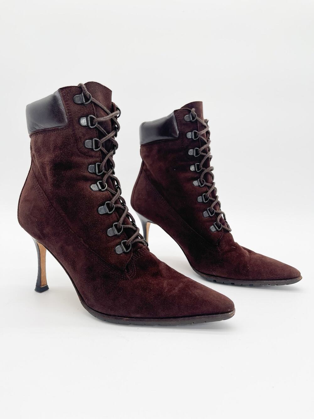 Manolo Blahnik Y2K Brown Suede Oklamod Timberland Pointed Toe Ankle Boots IT 38